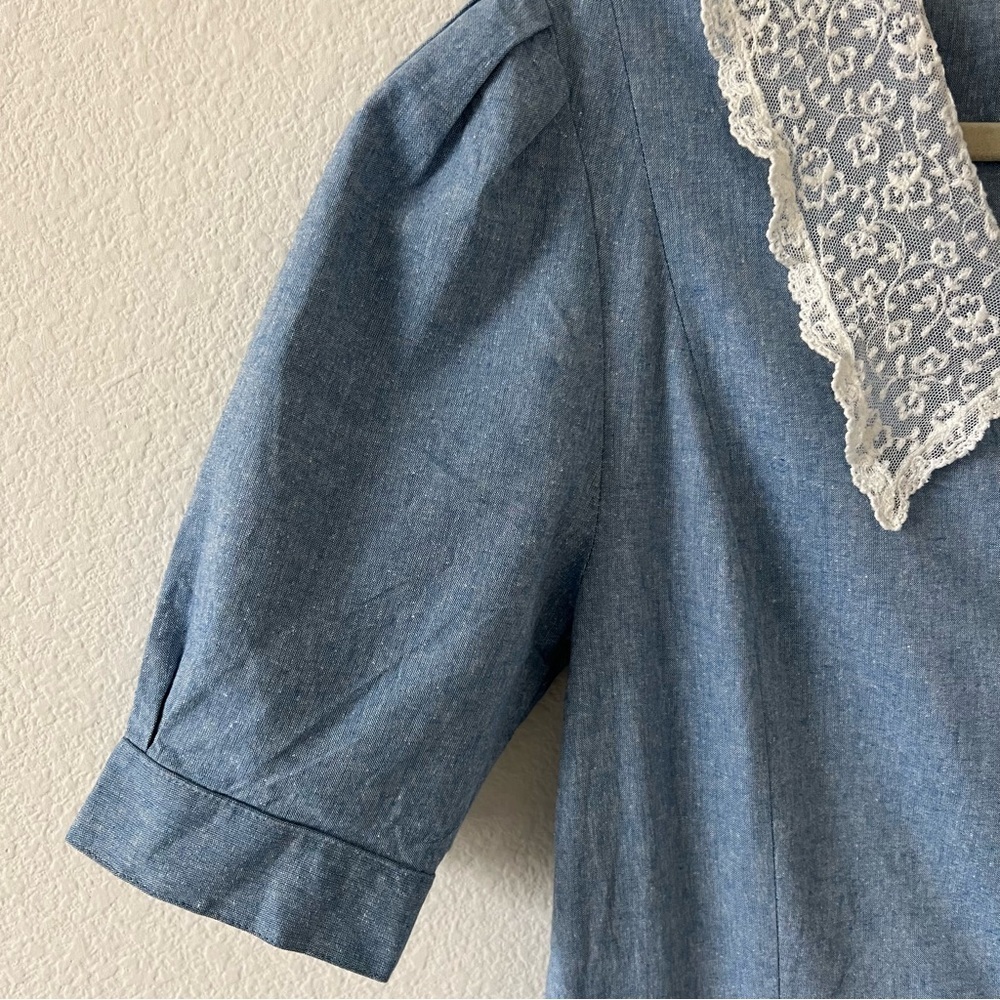 Vintage Laura Ashley Chambray Prairie Dress Lace Peter Pan Collar Blue Size 10 - Picture 7 of 16